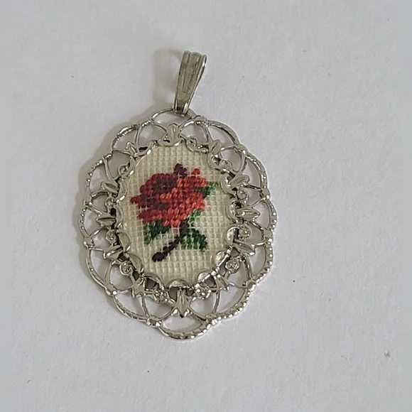 Vintage Silver Filigree Embroidered Rose Flower Petit Point Cross stitch Pendant - Picture 2 of 8